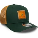 zielono-brazowa-czapka-trucker-9seventy-stretch-snap-z-wytloczonym-logo-oakland-athletics-mlb-od-new-era