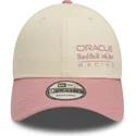 gorra-curva-beige-y-rosa-ajustable-9forty-contrast-de-red-bull-racing-formula-1-de-new-era