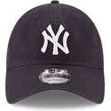 petten-gebogen-marineblauw-verstelbare-band-9twenty-core-classic-van-new-york-yankees-mlb-van-new-era
