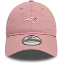 gorra-curva-rosa-ajustable-con-logo-rosa-9twenty-seasonal-de-mclaren-racing-formula-1-de-new-era