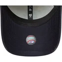 gorra-curva-beige-y-azul-marino-ajustable-9forty-side-script-de-new-york-yankees-mlb-de-new-era