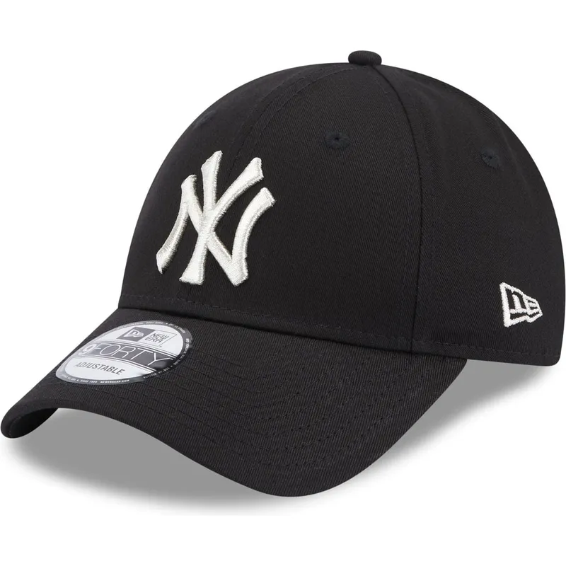 svart-bojd-justerbar-keps-for-dam-9forty-metallic-logo-fran-new-york-yankees-mlb-av-new-era