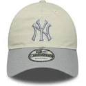 petten-gebogen-beige-verstelbare-band-9twenty-world-series-cooperstown-van-new-york-yankees-mlb-van-new-era