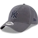 petten-gebogen-grijs-verstelbare-band-9twenty-core-classics-van-new-york-yankees-mlb-van-new-era