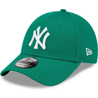 New Era New York Yankees MLB 9FORTY League Essential grön justerbar damkeps