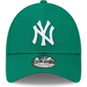 gron-justerbar-curved-kasket-til-kvinder-9forty-league-essential-fra-new-york-yankees-mlb-fra-new-era