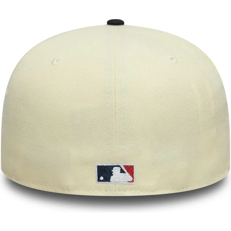 buet-kasket-beige-og-marinebla-tilpasset-59fifty-all-star-game-pin-fra-texas-rangers-mlb-fra-new-era