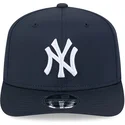 petten-gebogen-marineblauw-snapback-9seventy-stretch-snap-perf-van-new-york-yankees-mlb-van-new-era