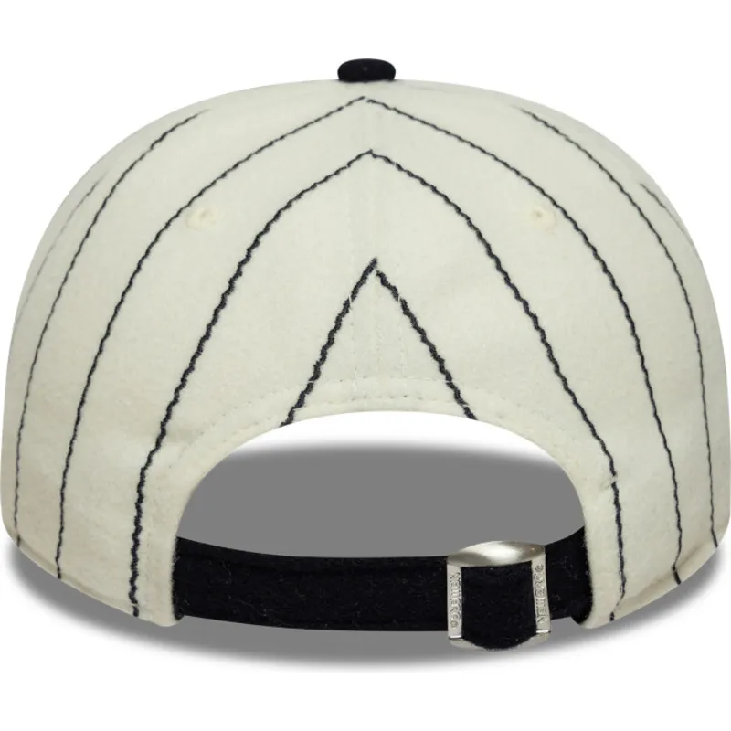 beige-og-marinebla-justerbar-9fifty-retro-crown-heritage-kasket-fra-new-york-yankees-mlb-fra-new-era