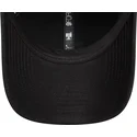 casquette-courbee-noire-ajustable-9forty-badge-new-era
