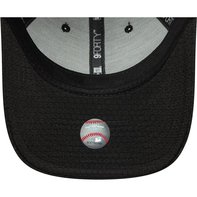 sort-curved-snapback-9forty-flawless-mesh-kasket-fra-new-york-yankees-mlb-fra-new-era