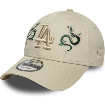 Beżowa czapka z zakrzywionym daszkiem, regulowana, z beżowym logo 9FORTY Icon Dragon Los Angeles Dodgers MLB od New Era