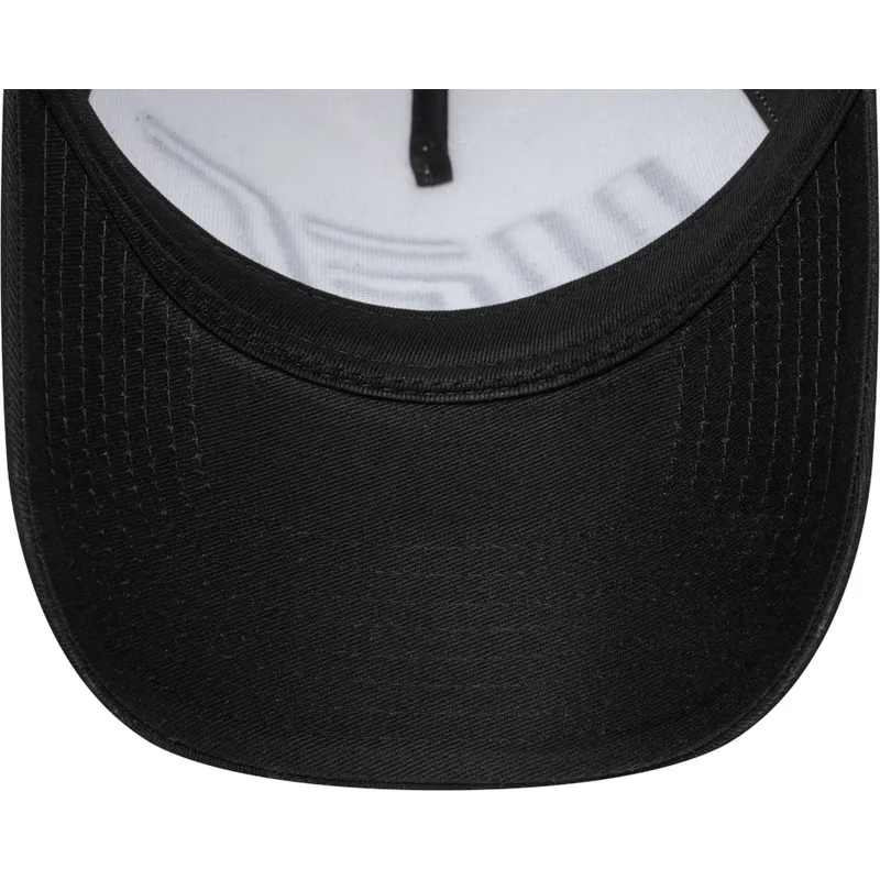 petten-gebogen-zwart-snapback-a-frame-core-van-ufc-ultimate-fighting-championship-van-new-era