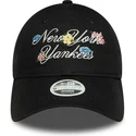 new-era-new-york-yankees-mlb-9forty-floral-script-sort-justerbar-kvindekasket-med-buet-skygge