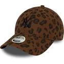 czapka-z-daszkiem-regulowana-dla-kobiet-9forty-leopard-cord-new-york-yankees-mlb-marki-new-era