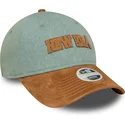 regulowana-damska-czapka-z-daszkiem-w-kolorze-niebieskim-i-brazowym-9twenty-western-pin-marki-new-era