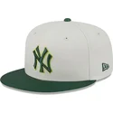 cappellino-piatto-beige-e-verde-59fifty-clr-dvlp-regolabile-dei-new-york-yankees-mlb-di-new-era