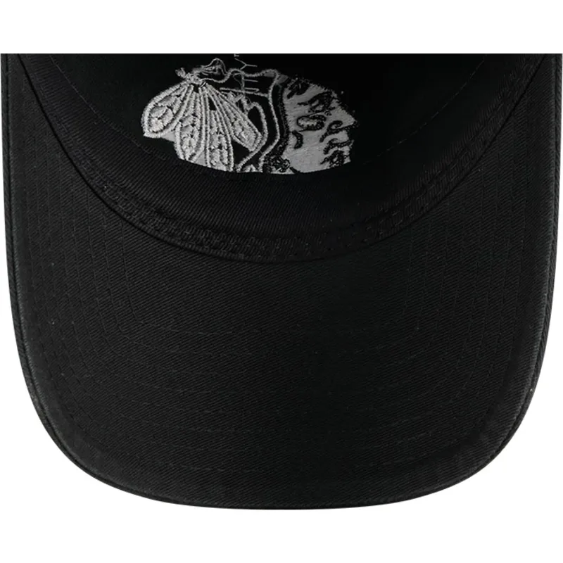 petten-gebogen-zwart-verstelbaar-9twenty-stamp-van-chicago-blackhawks-nhl-van-new-era petten-gebogen-zwart-verstelbaar-9twenty-stamp-van-chicago-blackhawks-nhl-van-new-era