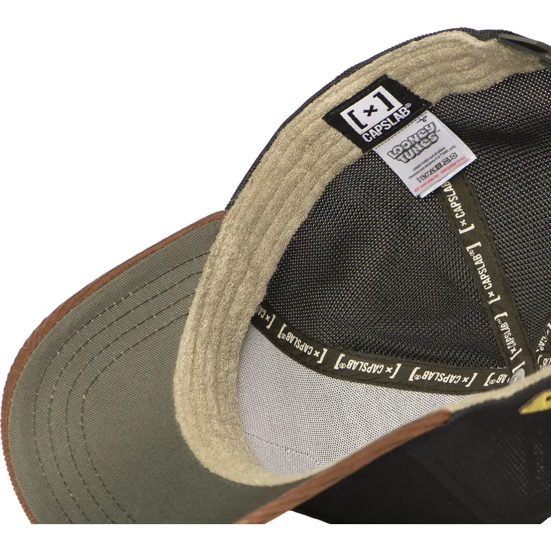 petten-gebogen-zwart-snapback-loo12-wi2-coyote-looney-tunes-van-capslab