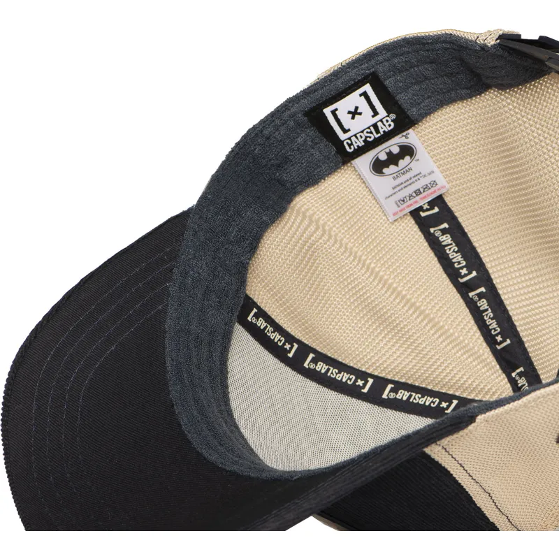 svart-och-beige-trucker-keps-harley-quinn-dc10-har-dc-comics-fran-capslab