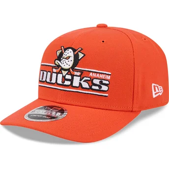 Petten gebogen oranje snapback 9SEVENTY Stretch Snap Stated van Anaheim Ducks NHL van New Era