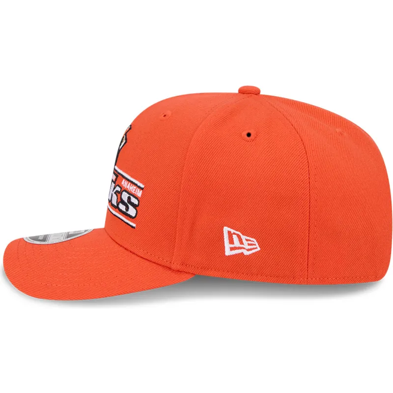 orangefarbene-gebogene-snapback-kappe-9seventy-stretch-snap-stated-der-anaheim-ducks-nhl-von-new-era
