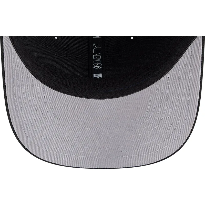 petten-gebogen-zwart-snapback-9seventy-stretch-snap-stated-van-chicago-blackhawks-nhl-van-new-era petten-gebogen-zwart-snapback-9seventy-stretch-snap-stated-van-chicago-blackhawks-nhl-van-new-era