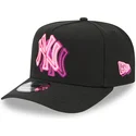 cappellino-nero-curvo-snapback-9fifty-a-frame-neon-dei-new-york-yankees-mlb-di-new-era