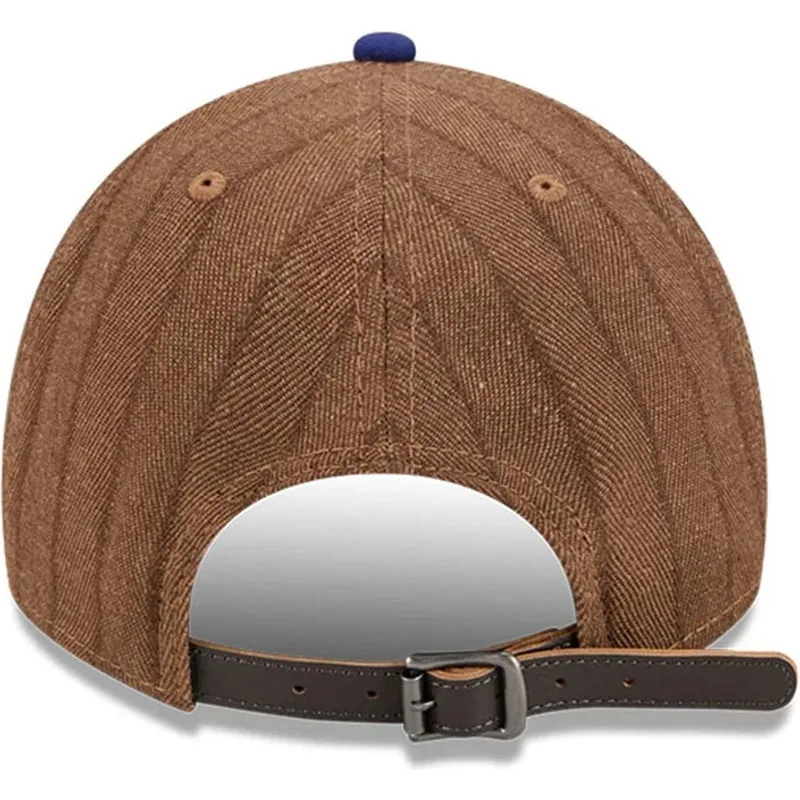 petten-gebogen-bruin-verstelbare-band-9twenty-a-frame-wool-pinstripe-van-los-angeles-dodgers-mlb-van-new-era petten-gebogen-bruin-verstelbare-band-9twenty-a-frame-wool-pinstripe-van-los-angeles-dodgers-mlb-van-new-era