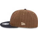 justerbar-brun-og-marinebla-fladskygget-kasket-9fifty-retro-crown-wool-pinstripe-fra-detroit-tigers-mlb-fra-new-era