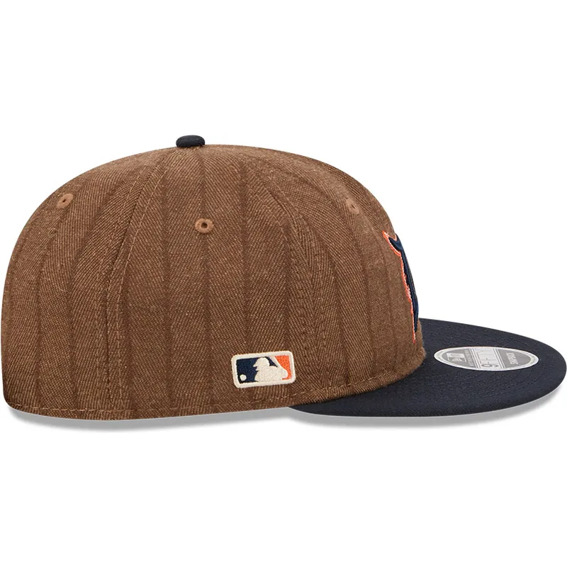 brun-og-marinebla-justerbar-flad-kasket-9fifty-retro-crown-wool-pinstripe-fra-detroit-tigers-mlb-fra-new-era