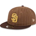 san-diego-padres-mlb-new-era-9fifty-retro-crown-ull-pinstripe-brun-justerbar-flat-keps
