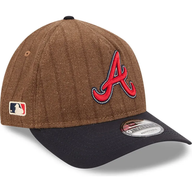 justerbar-9twenty-a-frame-wool-pinstripe-brun-og-marinebla-buet-kasket-fra-atlanta-braves-mlb-fra-new-era