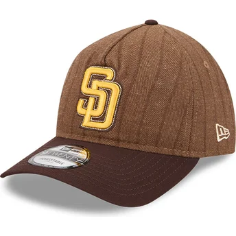 San Diego Padres MLB New Era 9TWENTY A Frame justerbar brun kurvkeps i ull med kritstrecksränder
