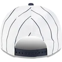 hvid-og-marinebla-buet-kasket-snapback-9fifty-a-frame-satin-pinstripe-fra-boston-red-sox-mlb-fra-new-era