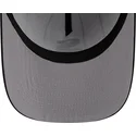 gorra-curva-blanca-y-negra-snapback-9fifty-a-frame-satin-pinstripe-de-chicago-white-sox-mlb-de-new-era