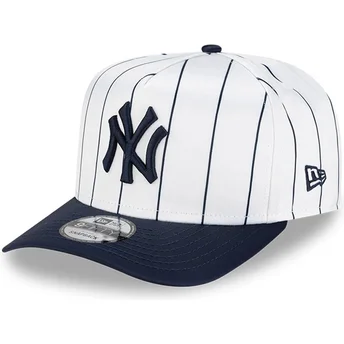 Czapka z daszkiem biała i granatowa snapback 9FIFTY A Frame Satin Pinstripe New York Yankees MLB od New Era