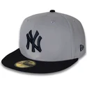 cappello-piatto-grigio-e-blu-marino-aderente-59fifty-world-series-2000-side-patch-di-new-york-yankees-mlb-di-new-era