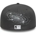 petten-gebogen-grijs-fitted-59fifty-planet-icon-van-new-york-yankees-mlb-van-new-era