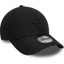 petten-gebogen-zwart-verstelbare-band-9forty-pin-van-chicago-bulls-nba-van-new-era