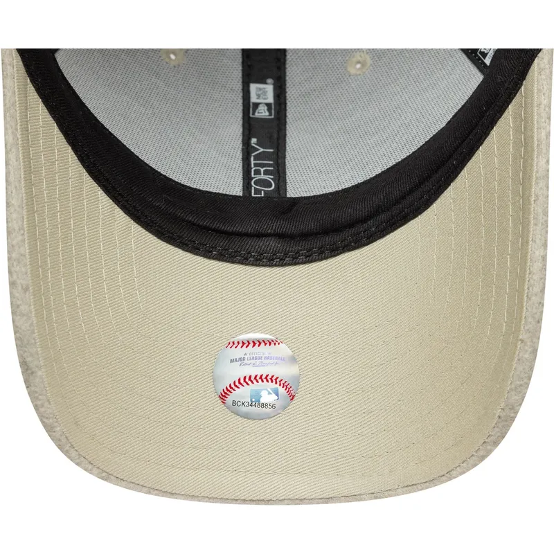 petten-gebogen-beige-snapback-9forty-melton-wool-van-new-york-yankees-mlb-van-new-era
