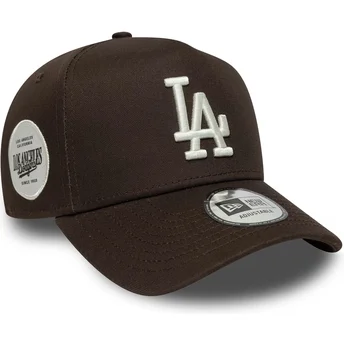 Petten gebogen bruin snapback 9FORTY E Frame Side Patch van Los Angeles Dodgers MLB van New Era