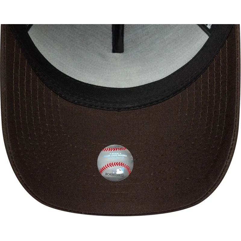 brun-kurvad-keps-snapback-9forty-e-frame-side-patch-fran-los-angeles-dodgers-mlb-av-new-era