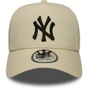new-era-curved-brim-9forty-e-frame-side-patch-new-york-yankees-mlb-beige-snapback-cap