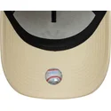 new-era-curved-brim-9forty-e-frame-side-patch-new-york-yankees-mlb-beige-snapback-cap