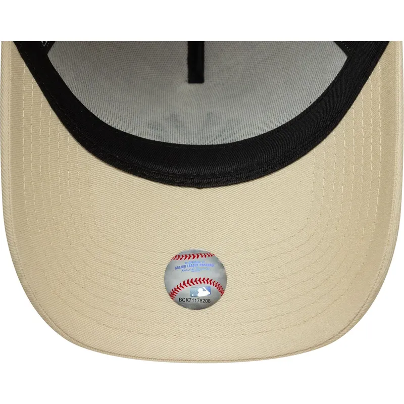 beige-bojd-keps-snapback-9forty-e-frame-side-patch-new-york-yankees-mlb-fran-new-era