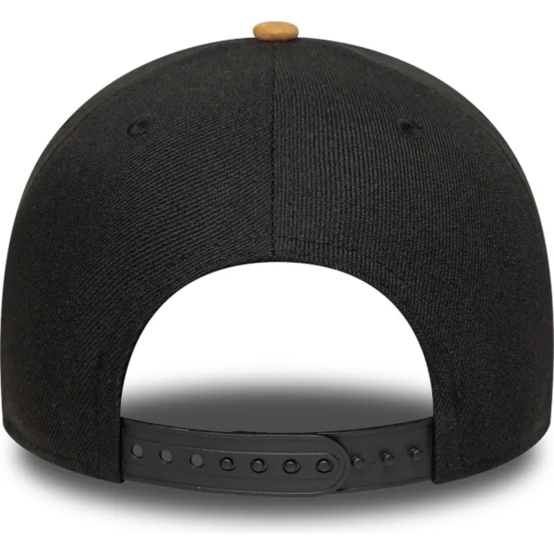 cappellino-curvo-nero-e-marrone-snapback-9forty-e-frame-suede-visor-di-new-york-yankees-mlb-di-new-era