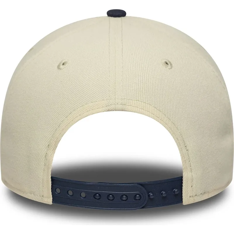 beige-og-marinebla-buet-kasket-snapback-9forty-e-frame-world-series-patch-fra-new-york-yankees-mlb-fra-new-era