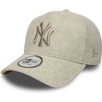 Cappellino curvo beige snapback con logo beige 9FORTY E Frame Melton di New York Yankees MLB di New Era