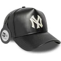petten-gebogen-zwart-verstelbaar-9forty-e-frame-img-leather-van-new-york-yankees-mlb-van-new-era